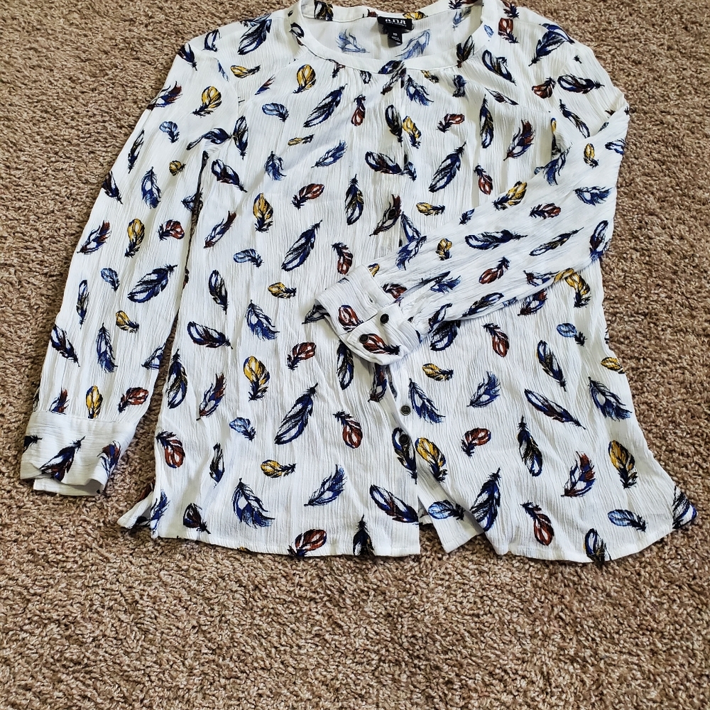 Ana woman's blouse size S white with fethers #35